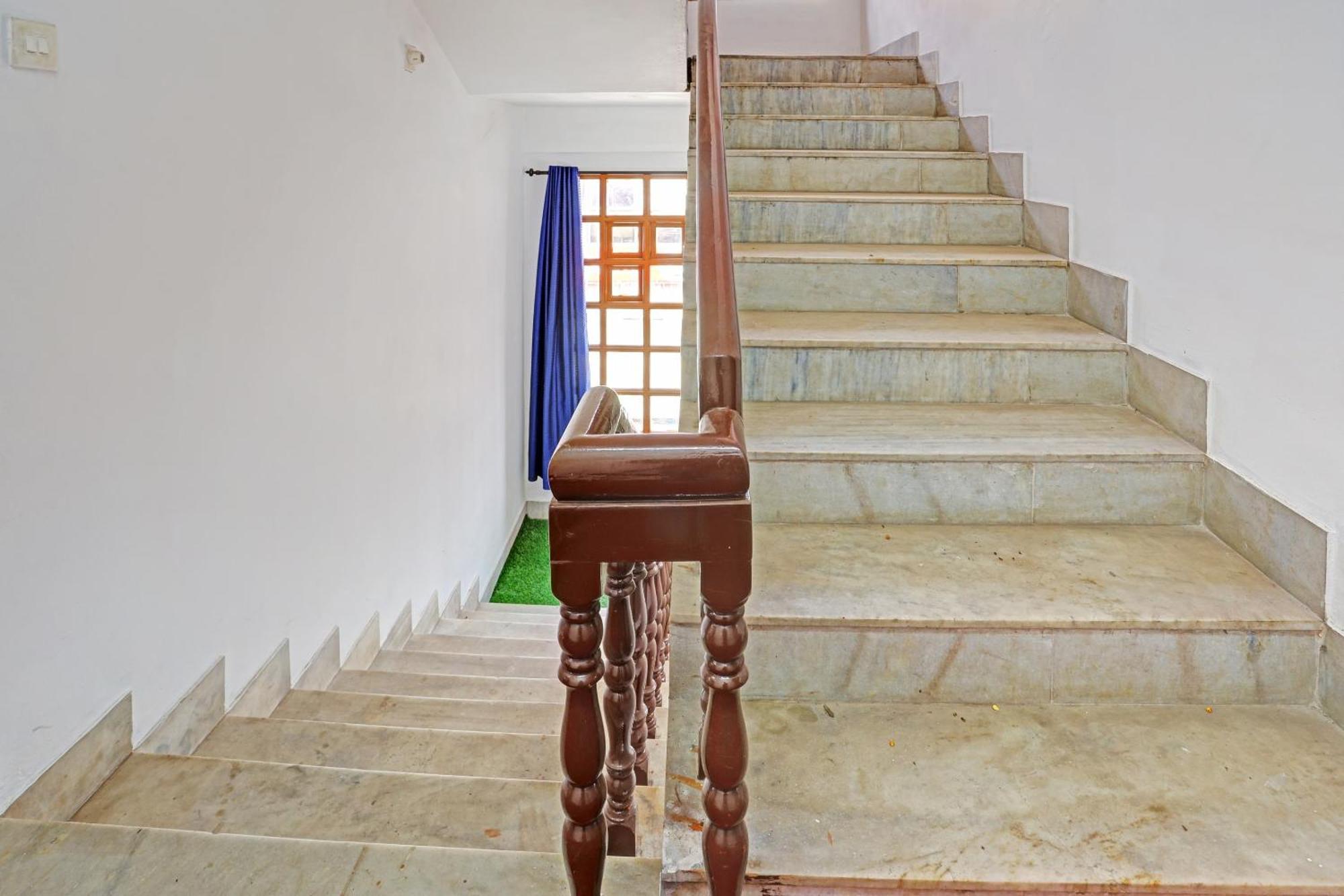 Hotel O Safa Inn Trippapur Exterior foto